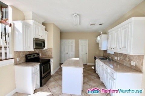 1803 Ripple Creek Dr in Rosenberg, TX - Foto de edificio