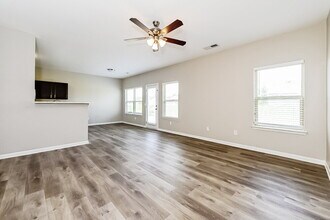 175 Biscayne Terrace in Hampton, GA - Building Photo - Building Photo