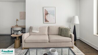 777 Preston St in Houston, TX - Building Photo