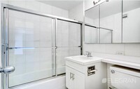 1 Astor Pl, Unit 3 in New York, NY - Building Photo - Building Photo