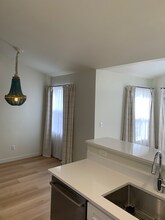 716 N. State St., Unit 716 in Bellingham, WA - Building Photo - Building Photo