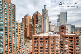 1 Union Square South in New York, NY - Foto de edificio - Building Photo