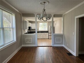 2415 Crestview Ave in Decatur, GA - Building Photo - Building Photo