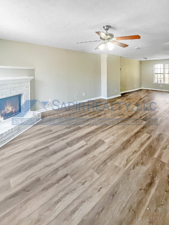 1908 Shawn Wayne Ct SE in Atlanta, GA - Building Photo