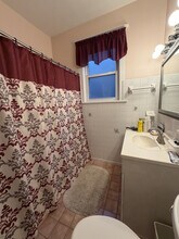 2526 W Gunnison St in Chicago, IL - Building Photo - Building Photo