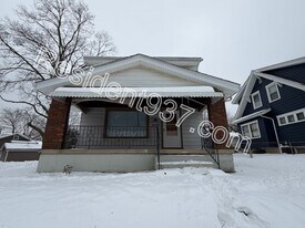 2126 Revere Ave in Dayton, OH - Building Photo