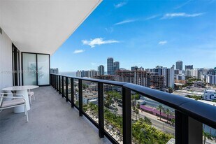 580 72nd St in Miami Beach, FL - Building Photo