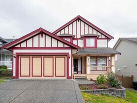 6932 197B St in Langley, BC - Building Photo