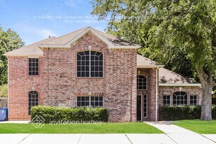 1116 Sawsawi Trail in Desoto, TX - Building Photo