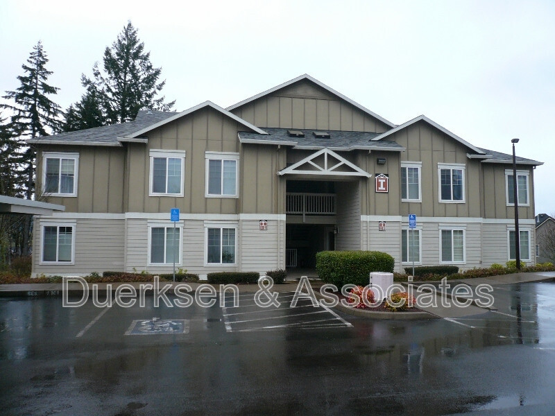 6298 SW Grand Oaks Dr in Corvallis, OR - Building Photo