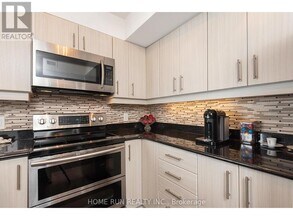 314 Central Park Dr in Ottawa, ON - Building Photo - Building Photo