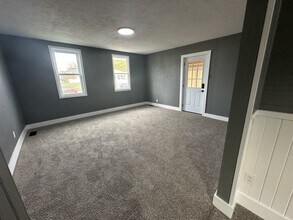 2415 S A St in Elwood, IN - Building Photo - Building Photo