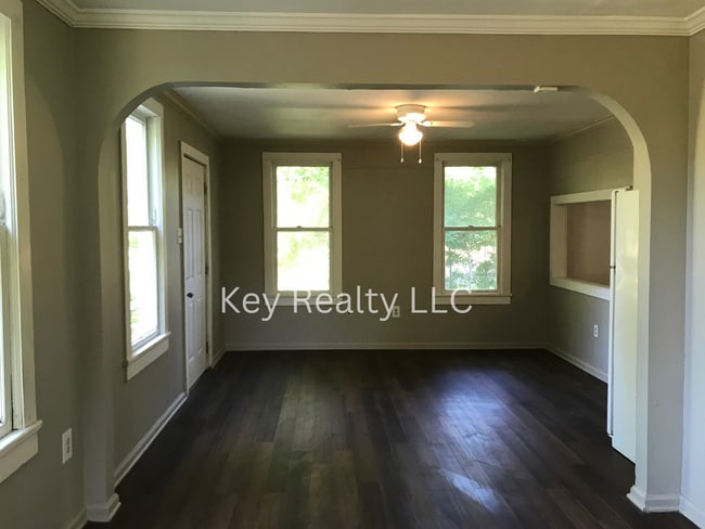 210 Ball St in Pineville, LA - Building Photo - Building Photo