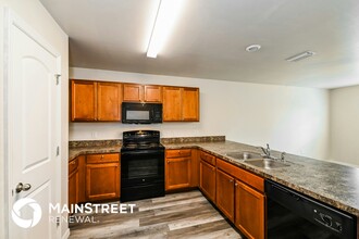 1737 NW 6th Pl in Cape Coral, FL - Building Photo - Building Photo