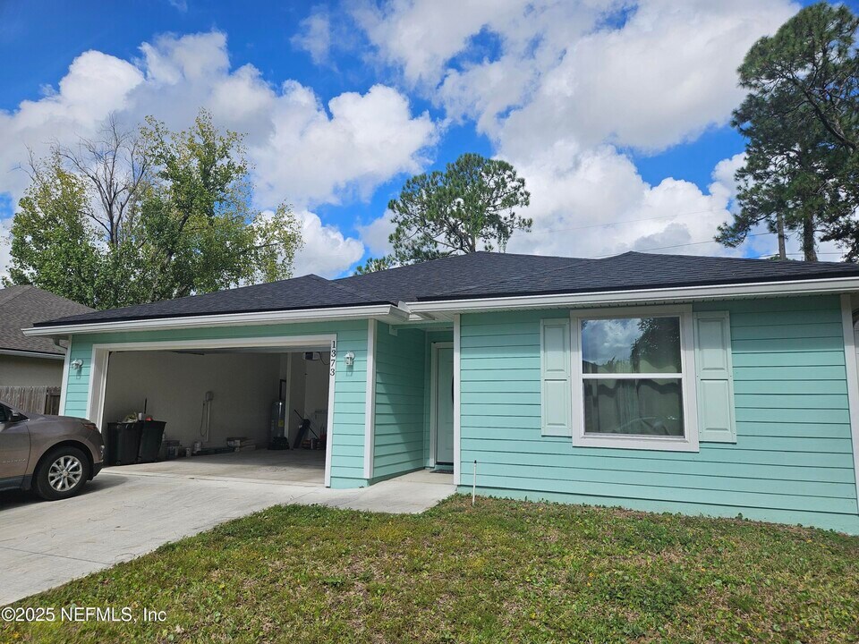 1373 Ottawa Ave. in Jacksonville, FL - Building Photo
