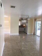 9925 SW 84th St in Miami, FL - Building Photo - Building Photo
