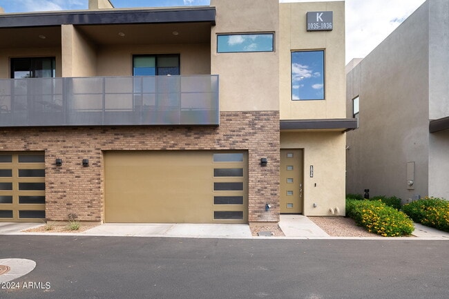 901 S Smith Rd in Tempe, AZ - Building Photo - Building Photo