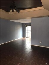 1711 Tampa St-Unit -B in Edinburg, TX - Foto de edificio - Building Photo