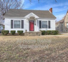 1316 S Knoxville Ave in Tulsa, OK - Building Photo