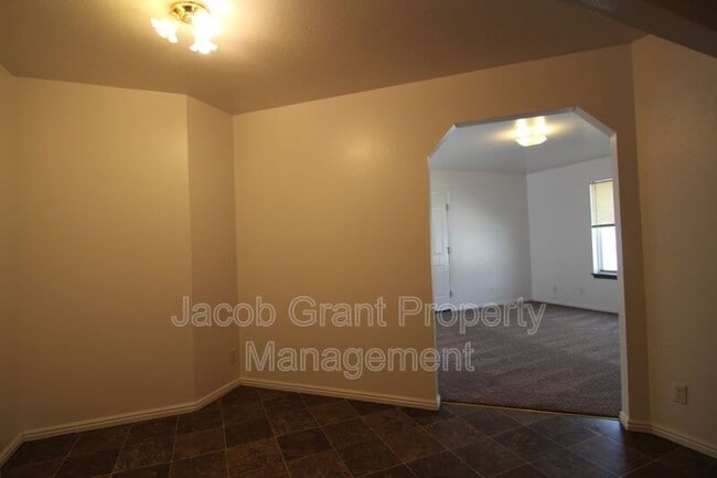 639 Hoopes Ave in Idaho Falls, ID - Building Photo - Building Photo