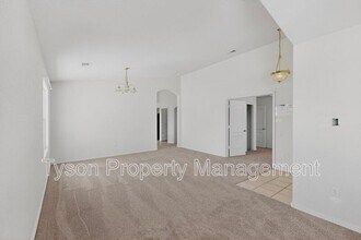 9012 Sandy Spring Ave SW in Albuquerque, NM - Building Photo - Building Photo