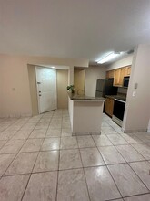 2846 S University Dr, Unit 4204 in Davie, FL - Foto de edificio - Building Photo