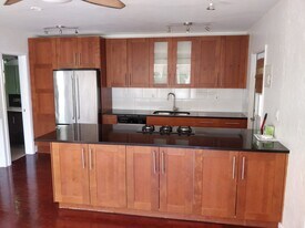 720 SE 12th St, Unit B in Fort Lauderdale, FL - Building Photo
