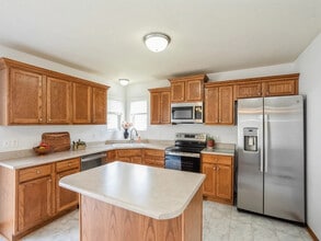 2823 SW Reunion Dr in Ankeny, IA - Building Photo - Building Photo