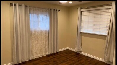 6154 Aura Ave in Reseda, CA - Building Photo - Building Photo