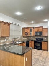 7706 S 24th Dr in Phoenix, AZ - Building Photo - Building Photo