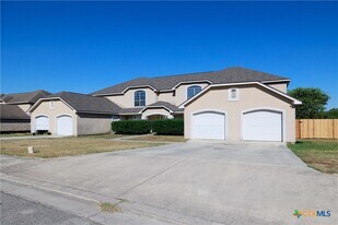 3110 Douglas Fir Dr in New Braunfels, TX - Building Photo