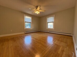 11 Franklin St, Unit 1 in Natick, MA - Building Photo - Building Photo