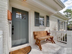 3221 Sunset Dr in Charlotte, NC - Building Photo - Building Photo