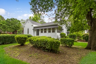 1394 Ross St in Macon, GA - Building Photo