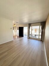 1138 9th St, Unit J in Santa Monica, CA - Building Photo - Building Photo