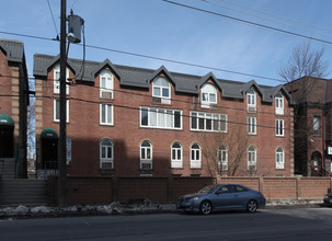 1250 King St W in Toronto, ON - Building Photo - Building Photo