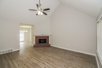 990 Appling Meadow Dr in Cordova, TN - Building Photo - Building Photo
