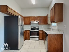 6136 Sunbridge Ct in Charlotte, NC - Building Photo - Building Photo