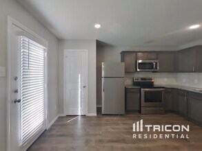 2514 Henley Dr in Seagoville, TX - Building Photo - Building Photo