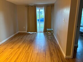 64 Esker Rd in Hampton, NH - Building Photo - Building Photo