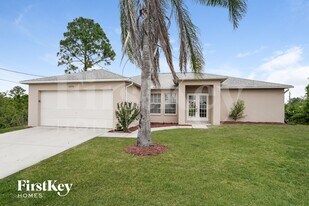 3208 9th St W in Lehigh Acres, FL - Building Photo