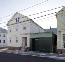 144 Carpenter St in Providence, RI - Building Photo
