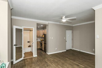 310 Riverside Blvd, Unit 1E in Long Beach, NY - Building Photo - Building Photo