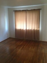 1044 Washington in Los Banos, CA - Building Photo - Building Photo