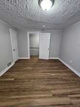 24 Dickerman St, Unit 2 in New Haven, CT - Building Photo - Building Photo