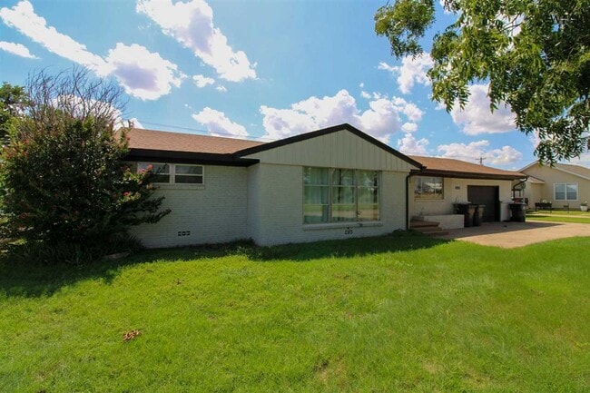 2014 Allen Rd in Wichita Falls, TX - Building Photo - Building Photo
