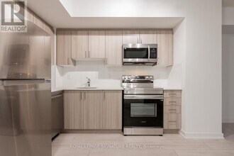 556 Marlee Ave in Toronto, ON - Building Photo - Building Photo