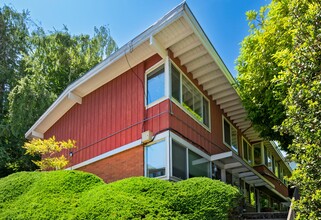 Mary Lynn Apartments in Seattle, WA - Building Photo - Primary Photo