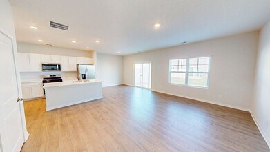 6358 Ripken St in Columbus, OH - Building Photo - Building Photo