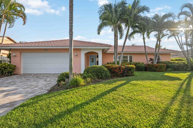 5319 Bimini Dr in Bradenton, FL - Building Photo - Building Photo